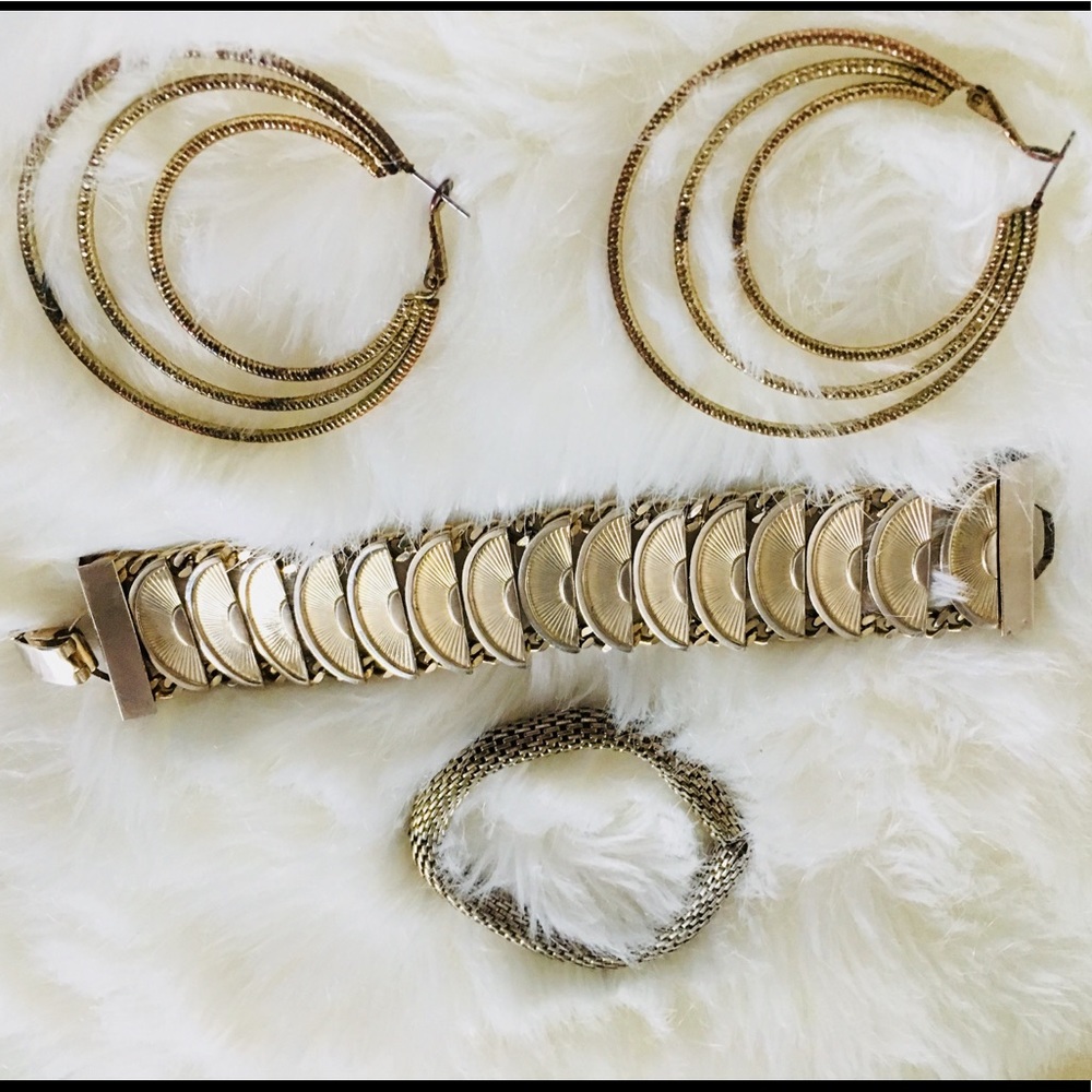 Bracelets and Earring Set